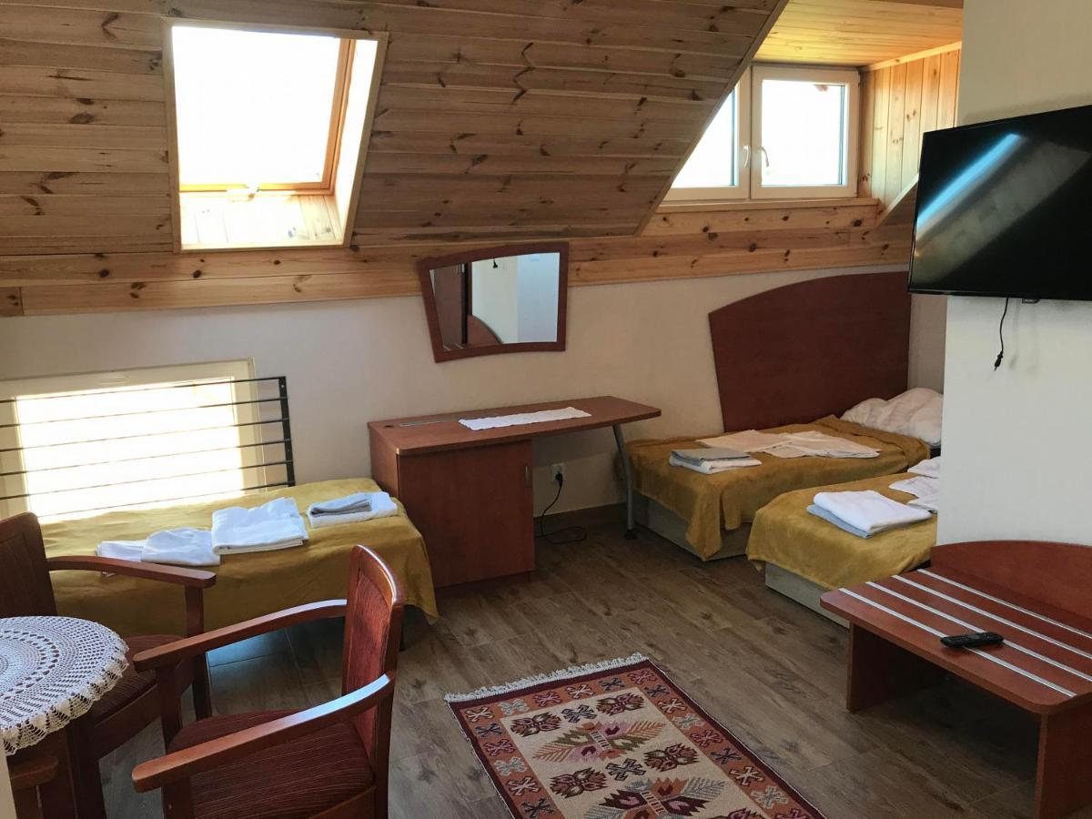 Gosciniec Twoje Mazury Nad Jeziorem Sniardwy Tuz Obok Plazy ノベ・グティ エクステリア 写真